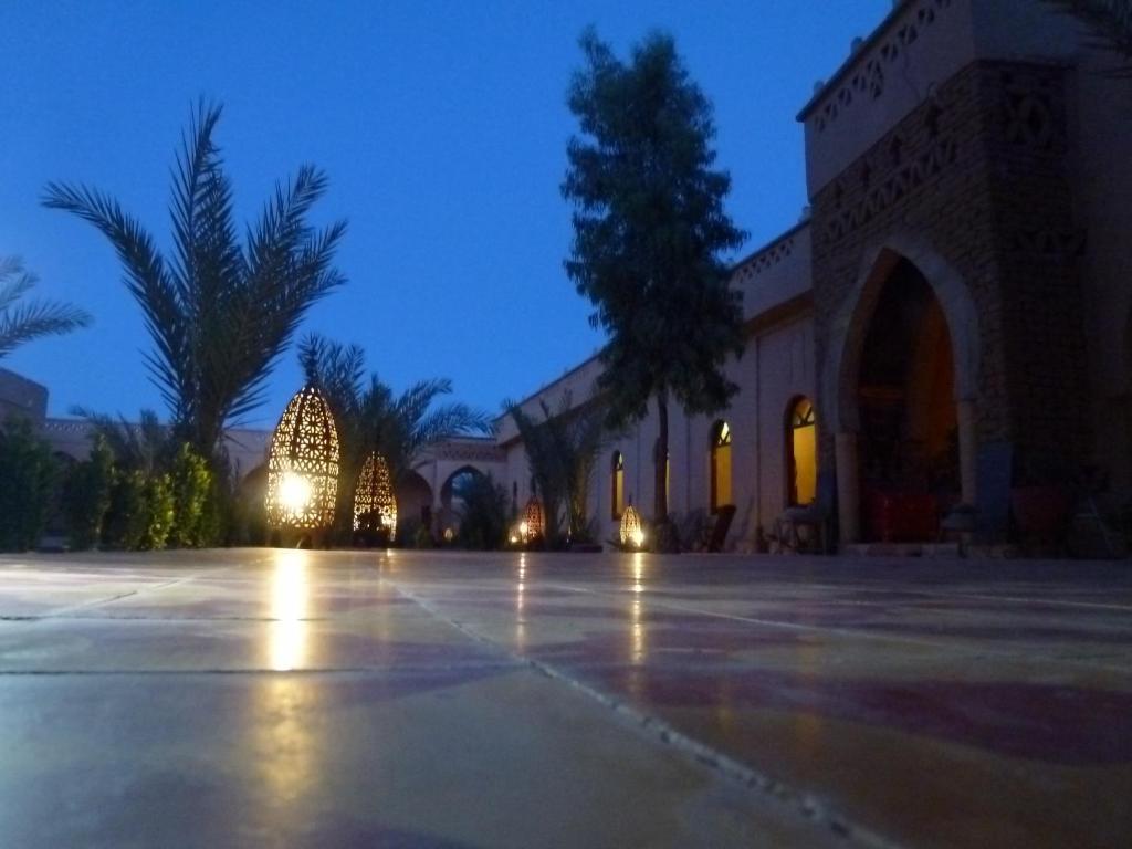 Nomad Palace Merzouga Esterno foto